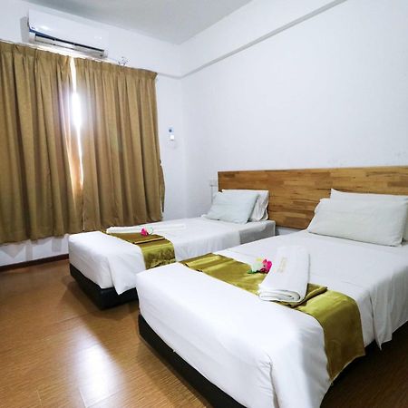 Am Transit Inn, Kuala Terengganu Eksteriør billede