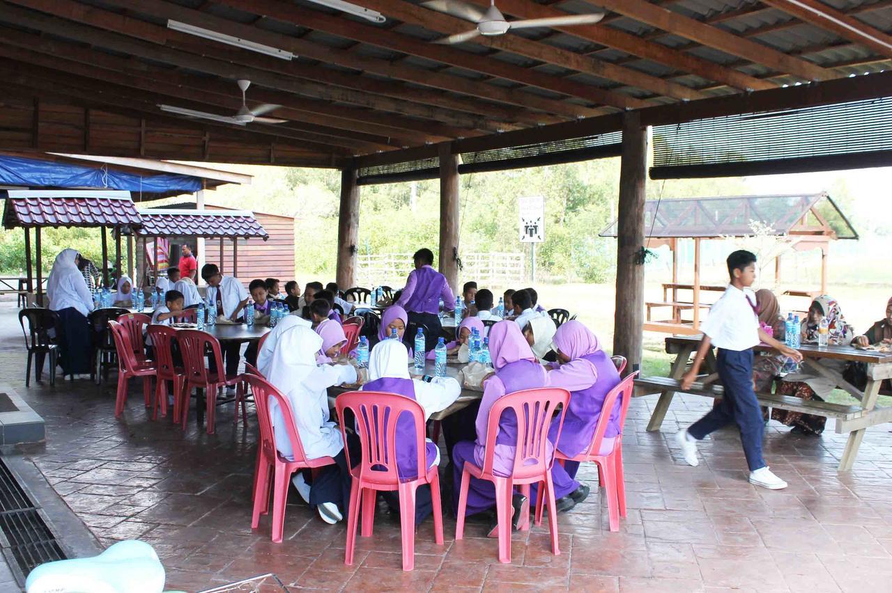 Am Transit Inn, Kuala Terengganu Eksteriør billede